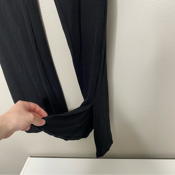 Revolve Year of Ours ribbed flare legging side slit pant in black size small - Picture 3 of 7